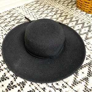 Women’s Floppy Sun Hat